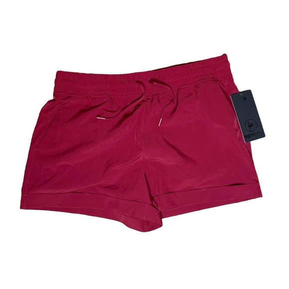 90 degree reflex Crimson Active casual Shorts - Picture 1 of 3